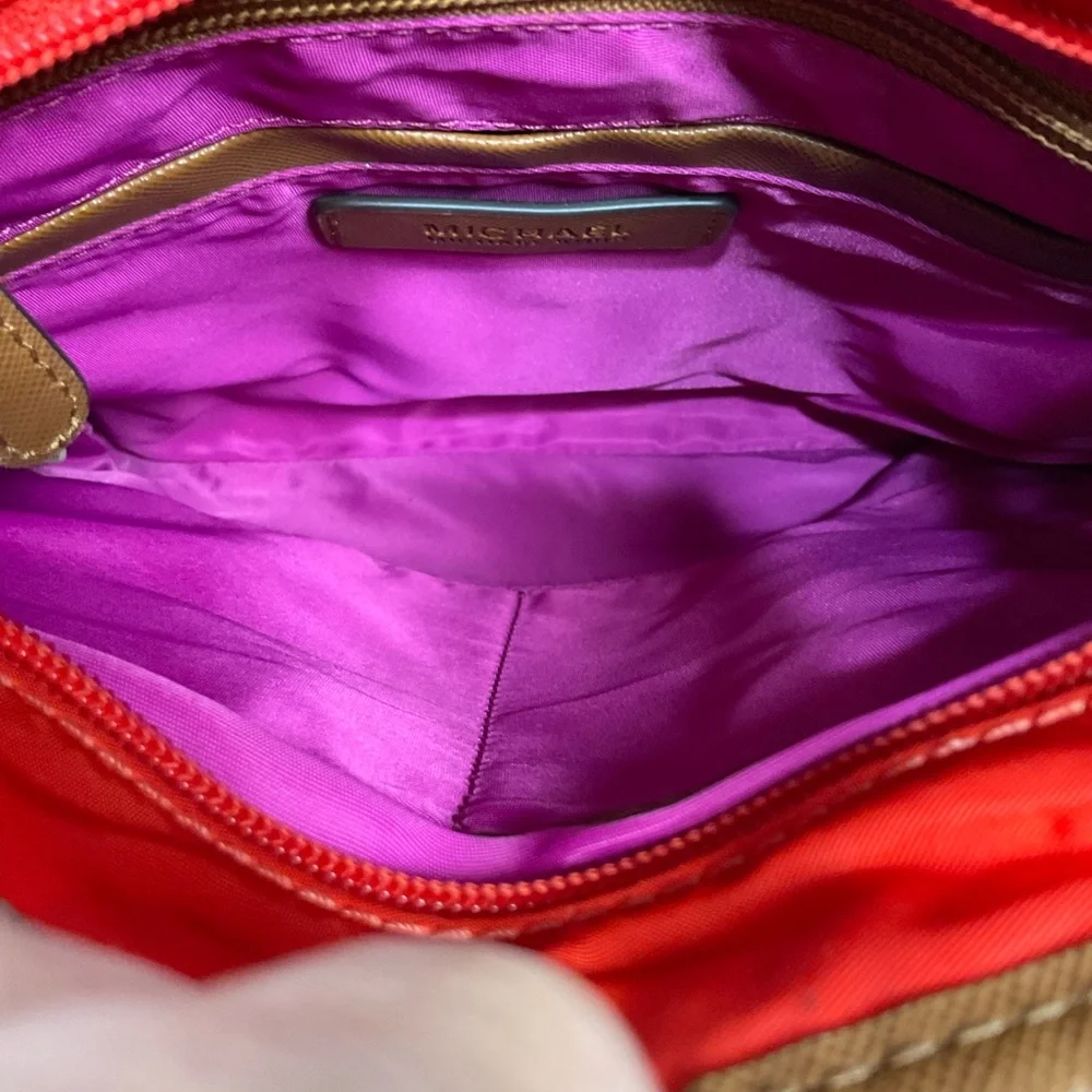 Michael Kors Kempton‎ MK Signature Nylon Messenger Crossbody